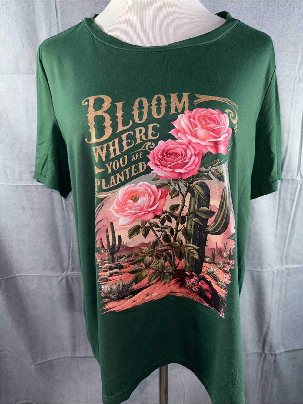 2582-Bloom Where You Are Planted Green Graphic Tee - Brand: